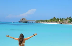 11-Day Mid Luxury & Beach Holiday Safari